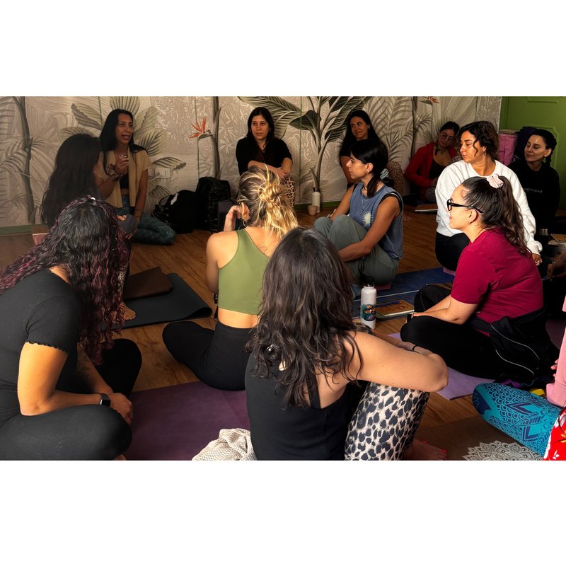 Clase de yoga 300 HR